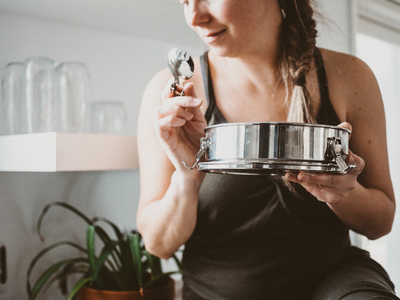 Round Stainless Steel Airtight Take-Out Container with Dividers