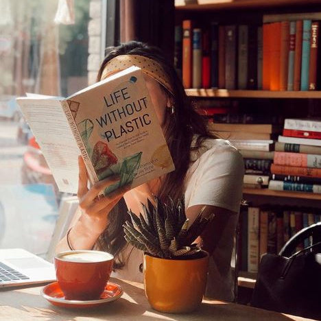 Book - Life Without Plastic: The Practical Step-by-Step Guide to Avoiding Plastic to Keep Your Family and the Planet Healthy